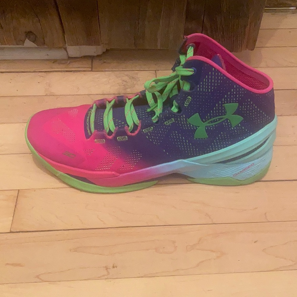 Size 11 Under Armour Curry 2 Northern Lights